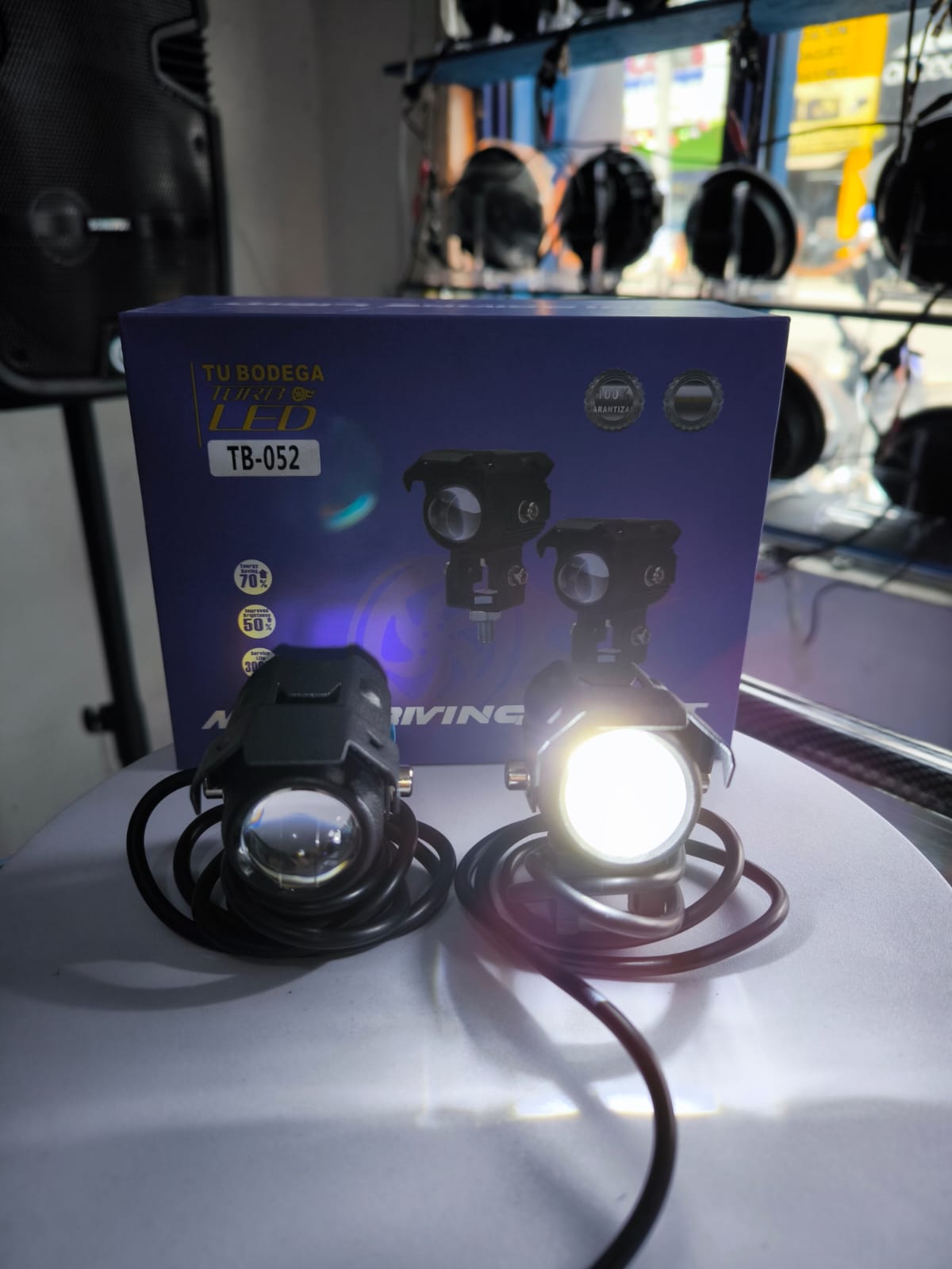 PAR EXPLORADORAS BICOLOR (TB052)